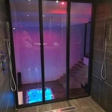 Magnifique Loft Avec Jacuzzi Et Sauna Privatif Ferriere-la-Grande Экстерьер фото