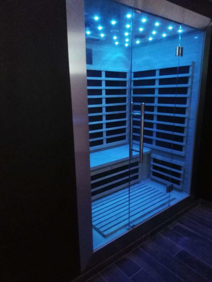 Magnifique Loft Avec Jacuzzi Et Sauna Privatif Ferriere-la-Grande Экстерьер фото