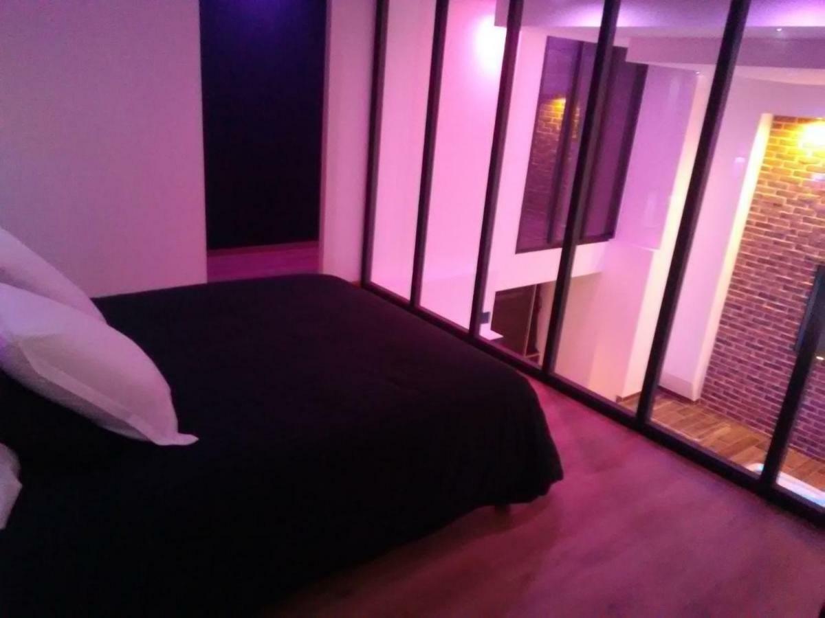Magnifique Loft Avec Jacuzzi Et Sauna Privatif Ferriere-la-Grande Экстерьер фото